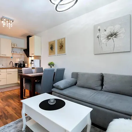 Monika Апартаменты Пула