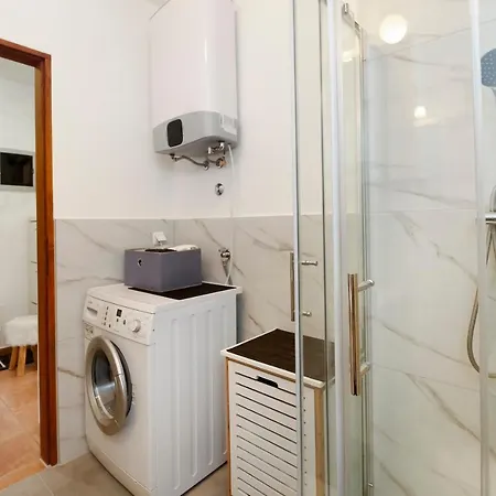 Апартаменты Monika Пула